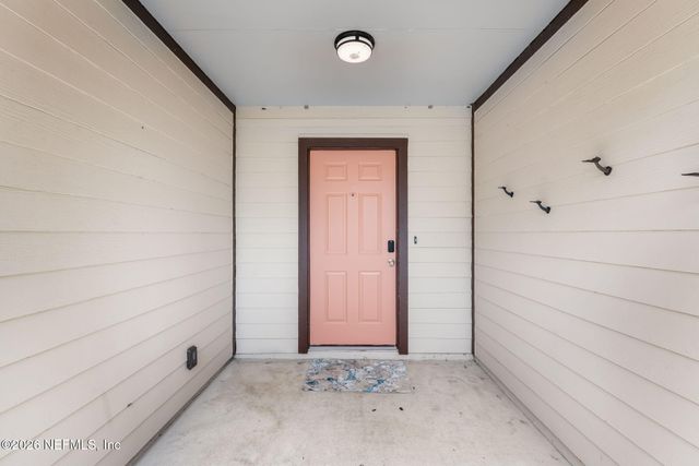 2727 MC CORMICK WOODS Drive, Jacksonville, FL 32225