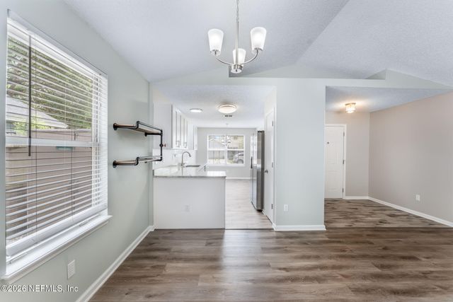 2727 MC CORMICK WOODS Drive, Jacksonville, FL 32225