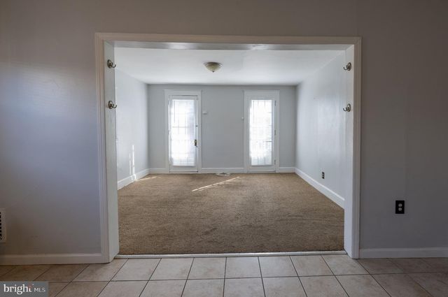 705 COLLINGS AVE, Collingswood, NJ 08107