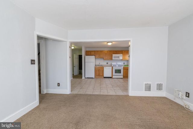705 COLLINGS AVE, Collingswood, NJ 08107