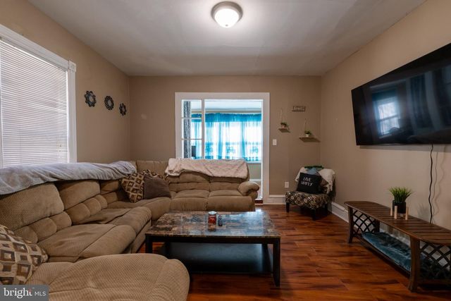 705 COLLINGS AVE, Collingswood, NJ 08107