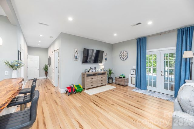 348 Olivet Lane, Fletcher, NC 28732