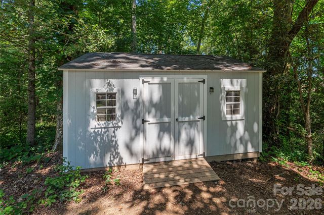 348 Olivet Lane, Fletcher, NC 28732