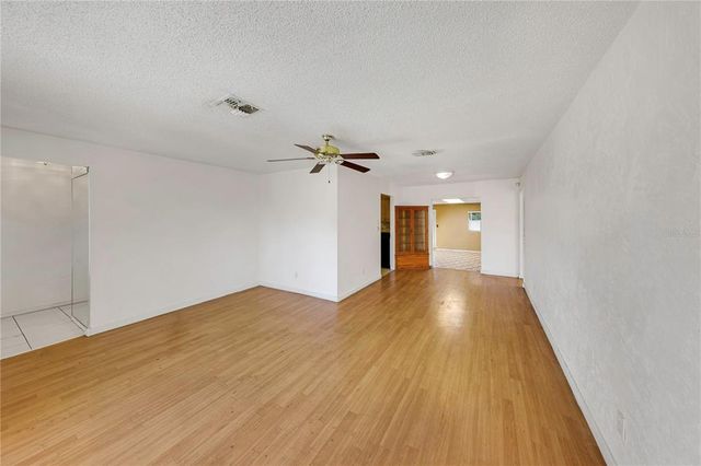 1137 54TH AVENUE S, St Petersburg, FL 33705