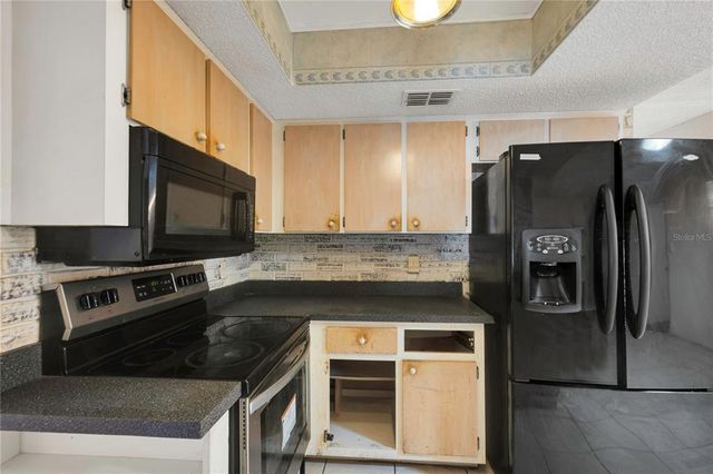 1137 54TH AVENUE S, St Petersburg, FL 33705