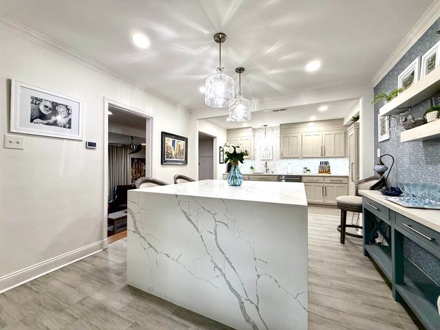 418 N HIGHLAND ST, Memphis, TN 38122