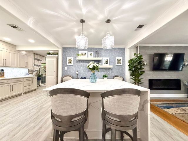 418 N HIGHLAND ST, Memphis, TN 38122