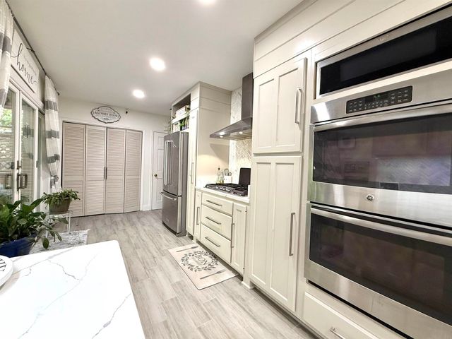 418 N HIGHLAND ST, Memphis, TN 38122