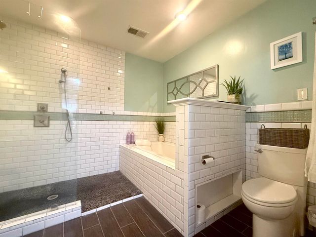 418 N HIGHLAND ST, Memphis, TN 38122