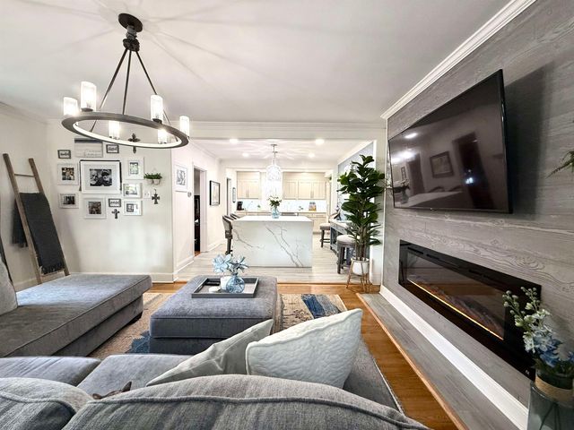 418 N HIGHLAND ST, Memphis, TN 38122