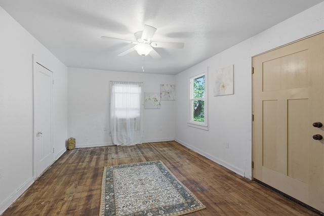 817 W Long Street, Stephenville, TX 76401