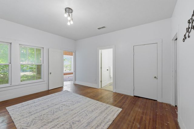 817 W Long Street, Stephenville, TX 76401
