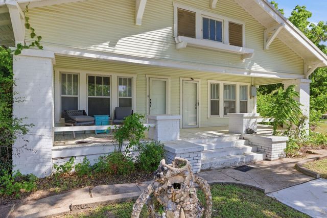 817 W Long Street, Stephenville, TX 76401
