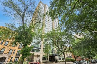2728 N Hampden Court 401, Chicago, IL 60614