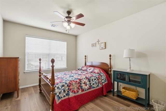 2124 E Concord Street, Broken Arrow, OK 74012