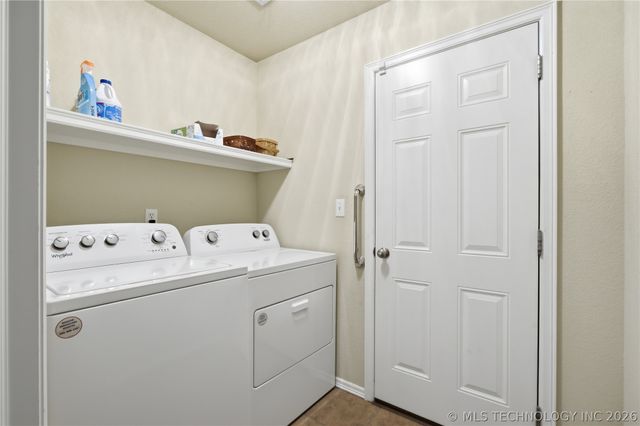 2124 E Concord Street, Broken Arrow, OK 74012