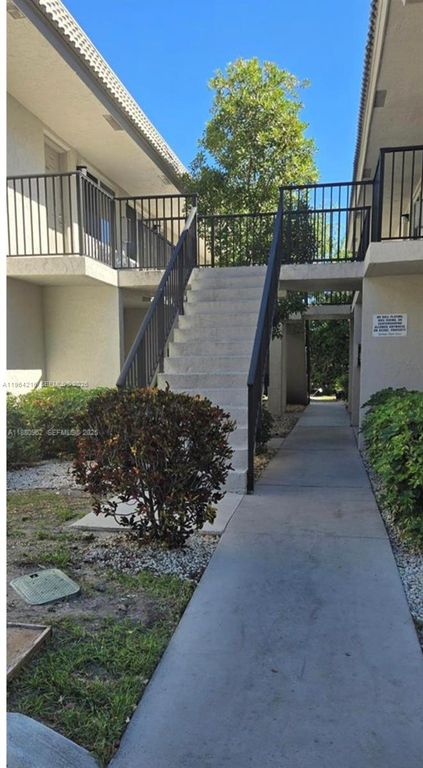 3267 NW 102nd Ter 3267, Coral Springs, FL 33065