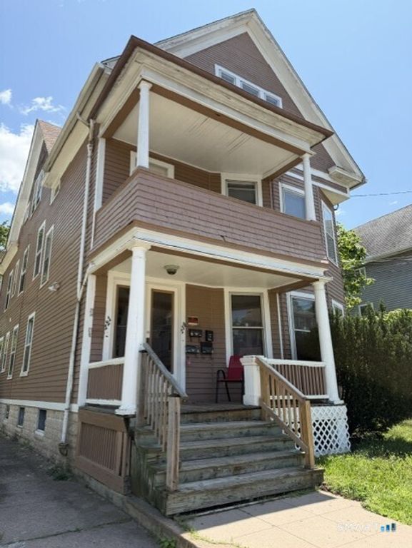 119 Hobart Street 2nd floor, New Haven, CT 06511