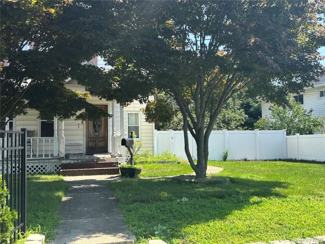 1023 Newbridge Road, Bellmore, NY 11710
