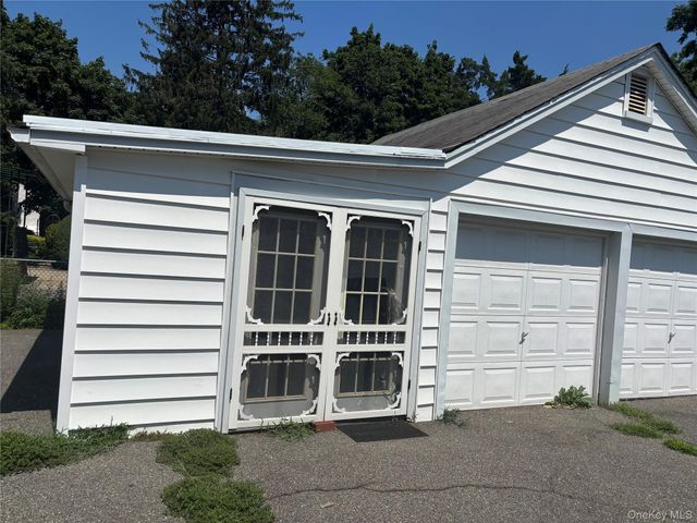1023 Newbridge Road, Bellmore, NY 11710