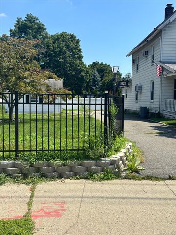 1023 Newbridge Road, Bellmore, NY 11710