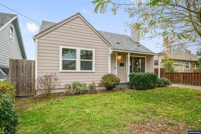 1885 Garfield St NE, Salem, OR 97301