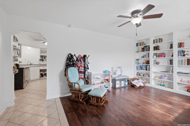 1911 DELLHAVEN DR, San Antonio, TX 78220