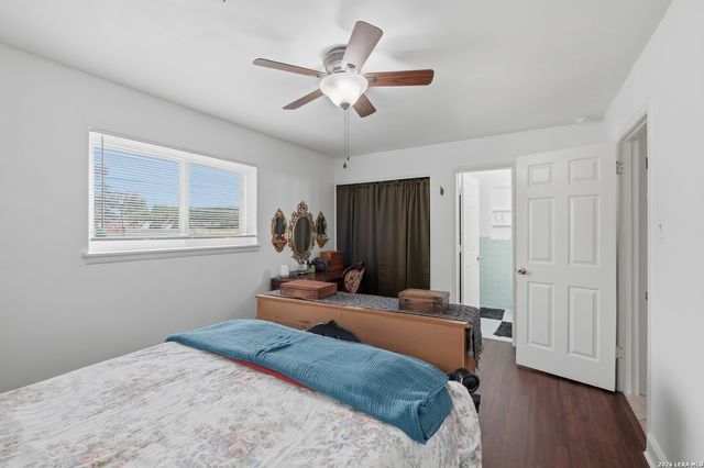 1911 DELLHAVEN DR, San Antonio, TX 78220