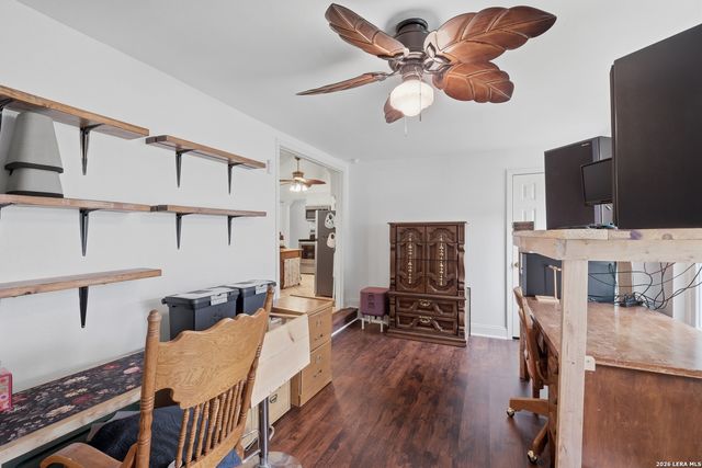 1911 DELLHAVEN DR, San Antonio, TX 78220