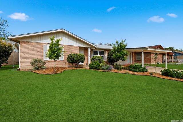 1911 DELLHAVEN DR, San Antonio, TX 78220