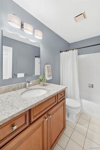 1122 Majestic Drive, Fenton, MO 63026