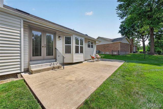 1122 Majestic Drive, Fenton, MO 63026