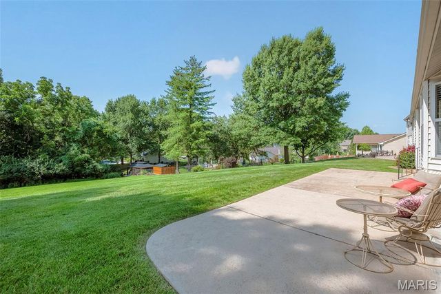 1122 Majestic Drive, Fenton, MO 63026