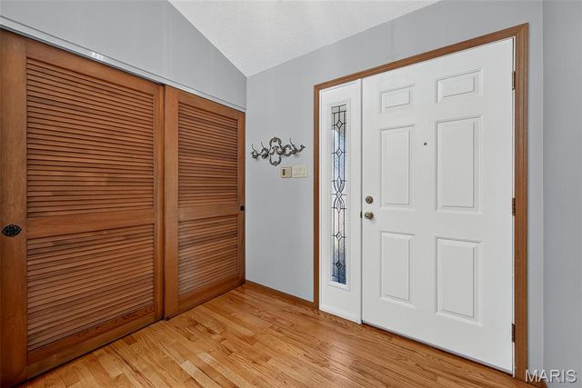 1122 Majestic Drive, Fenton, MO 63026