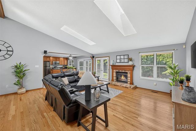 1122 Majestic Drive, Fenton, MO 63026