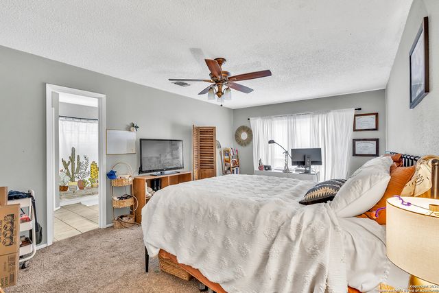 6122 Valley Tree, San Antonio, TX 78250