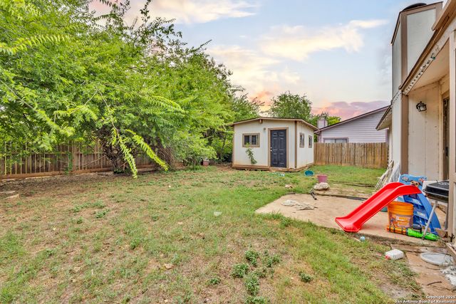 6122 Valley Tree, San Antonio, TX 78250