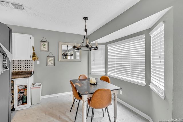 6122 Valley Tree, San Antonio, TX 78250