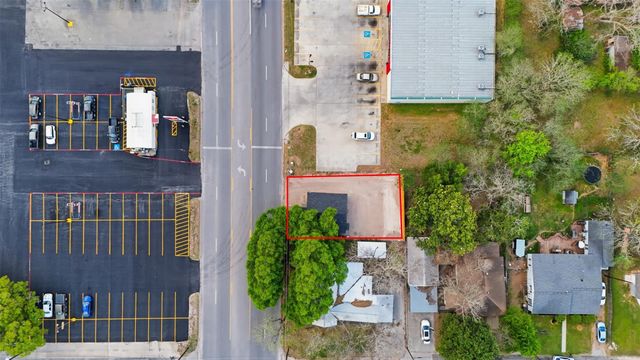 1410 Fannin Street, Columbus, TX 78934