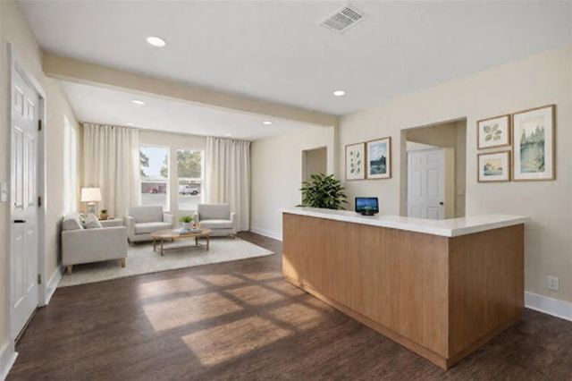 1410 Fannin Street, Columbus, TX 78934