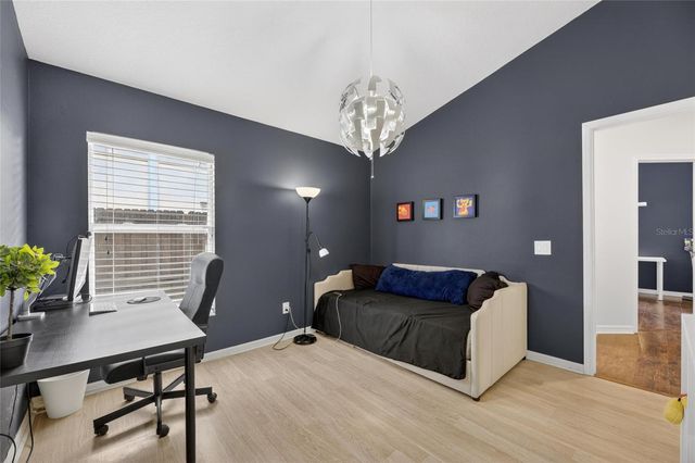 11901 NORTHUMBERLAND DRIVE, Tampa, FL 33626