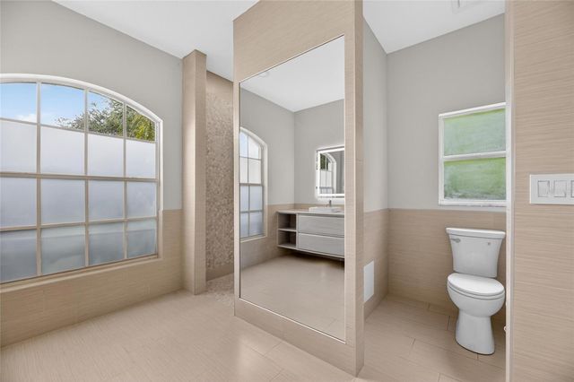 11901 NORTHUMBERLAND DRIVE, Tampa, FL 33626