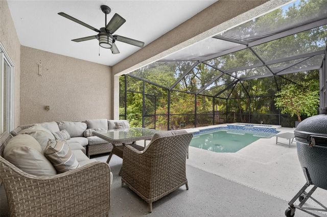 11901 NORTHUMBERLAND DRIVE, Tampa, FL 33626
