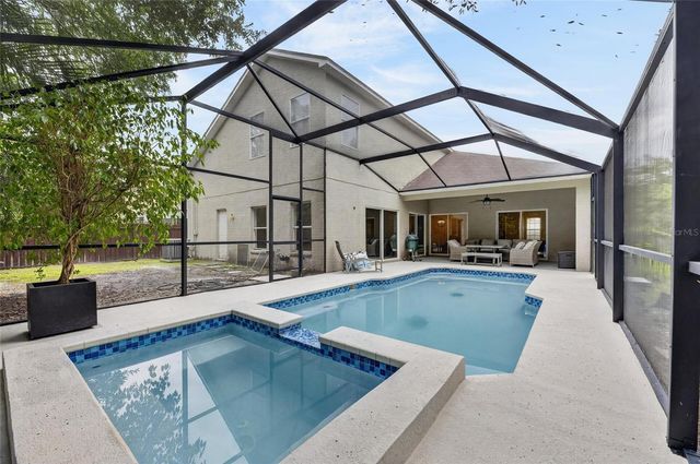 11901 NORTHUMBERLAND DRIVE, Tampa, FL 33626