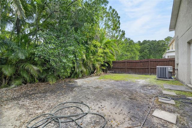 11901 NORTHUMBERLAND DRIVE, Tampa, FL 33626