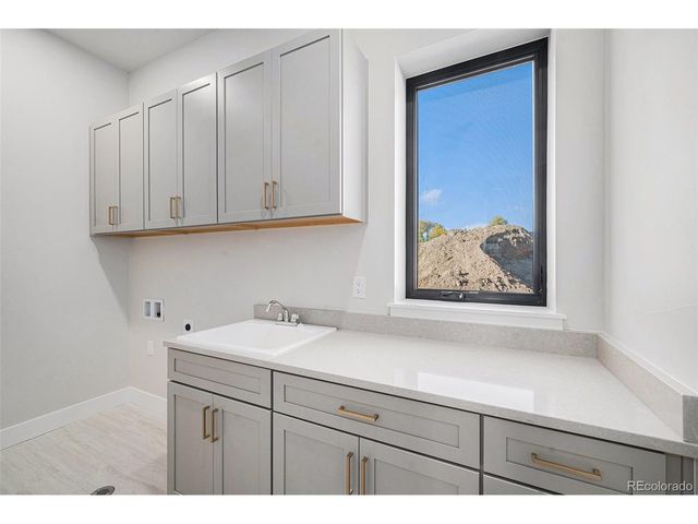 5287 Flora Way, Arvada, CO 80002