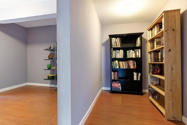 10353 Royal Oak Rd, Oakland, CA 94605