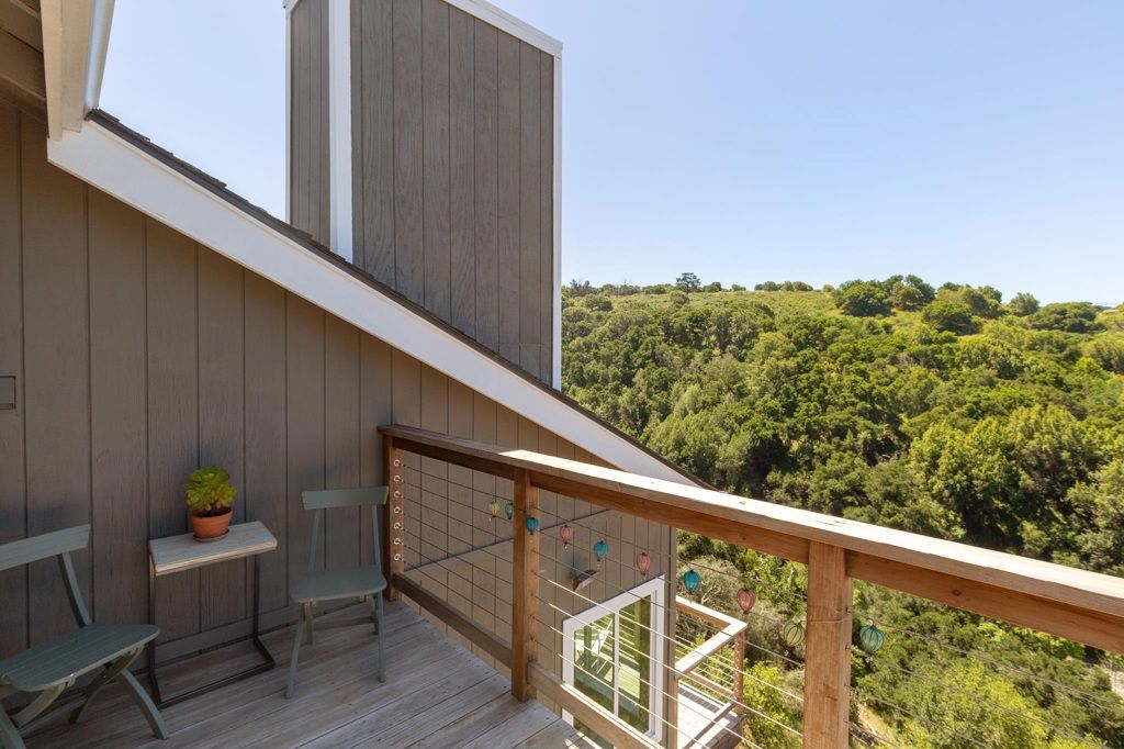 Image 25 of property listing at 10353 Royal Oak Rd, Oakland, CA 94605