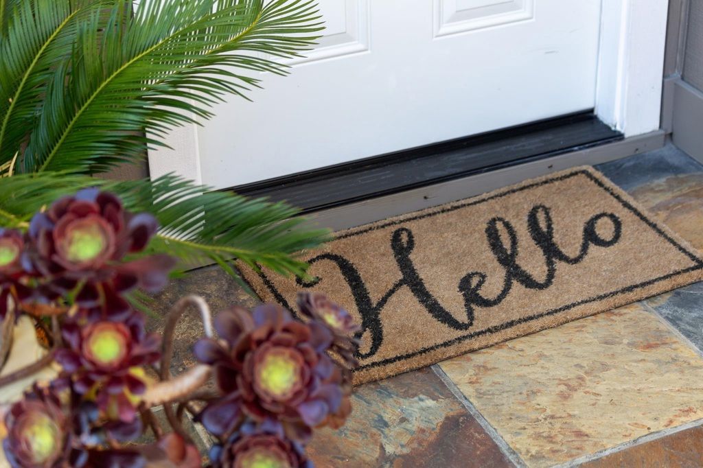 Image 6 of property listing at 10353 Royal Oak Rd, Oakland, CA 94605