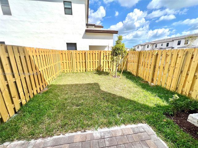 23255 SW 129th Path 23255, Homestead, FL 33170